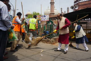 Cleanliness around Delhi Jama Masjid