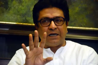 Hanuman Chalisa row in Maharashtra  Maharashtra loudspeaker issue  Raj Thackeray cancels Maha Aarti  ഈദ് പ്രമാണിച്ച് മഹാ ആരതി പാടില്ലെന്ന് ആഹ്വാനം  ആരാധനാലയങ്ങളില്‍ ഉച്ചഭാഷിണി ഉപയോഗിക്കുന്നതിന് വിലക്ക്  ബാങ്ക് വിളി സമയത്തെ ഉച്ചഭാഷിണി നിരോധനം