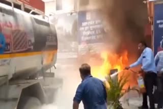 fire at indore petrol pump