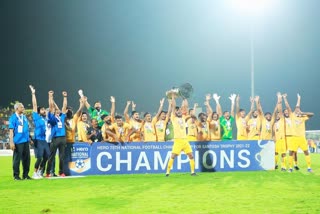 santosh trophy 2022  santosh trophy 2022 final  santosh trophy 2022 kerala beat west-bengal  kerala beat west bengal  kerala won 7th santosh trophy title  സന്തോഷ്‌ ട്രോഫി കിരീടത്തിൽ മുത്തമിട്ട് കേരളം  കേരളത്തിന് ഏഴാം സന്തോഷ്‌ ട്രോഫി കിരീടം  വെസ്റ്റ് ബംഗാളിനെ കീഴടക്കി കേരളം  ഷൂട്ടൗട്ടിൽ വെസ്റ്റ് ബംഗാളിനെ കീഴടക്കി കേരളത്തിന് സന്തോഷ്‌ ട്രോഫി