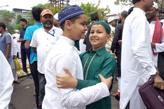 Eid Namaz in GT Road of Asansol Murgashol