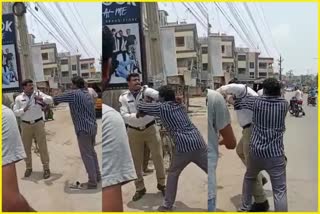 Traffic constable attacked by truck driver