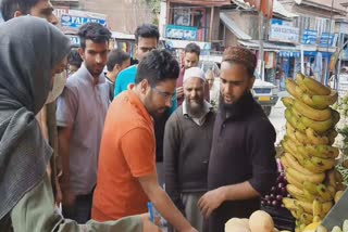 Market Checking Drive: مارکیٹ چیکنگ کے دوران مختلف علاقوں میں ناجائز منافع خوروں کے خلاف کارروائی