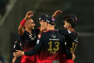 Royal Challengers Bangalore beat Chennai Super Kings