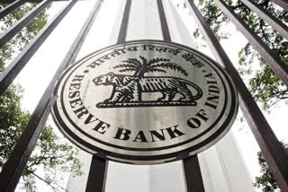 RBI sucks liquidity from market