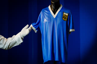 Diego Maradona's 'Hand of God' shirt sets auction record in UK  മറഡോണ  ദൈവത്തിന്‍റെ കൈ  Diego Maradonas shirt sets auction  മറഡോണയുടെ ജേഴ്‌സിക്ക് റെക്കോർഡ് തുക  Diego Maradona's 'hand of God' World Cup jersey auctioned for $9.3 mln