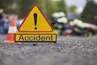 Two killed in KSRTC Swift bus and car collision in Chengannur  KSRTC Swift bus collides with car at Chengannur 2 died  KSRTC Swift bus collides with car Two killed  ചെങ്ങന്നൂരിൽ കെഎസ്ആര്‍ടിസി സ്വിഫ്റ്റ് ബസും കാറും കൂട്ടിയിടിച്ചു  ചെങ്ങന്നൂർ കെഎസ്ആര്‍ടിസി സ്വിഫ്റ്റ് ബസ് കാർ അപകടം  കെഎസ്ആര്‍ടിസി സ്വിഫ്റ്റ് ബസും കാറും കൂട്ടിയിടിച്ച് 2 മരണം  ആലപ്പുഴ സ്വിഫ്റ്റ് ബസ് കാർ അപകടം രണ്ട് മരണം  Alappuzha Swift bus car accident