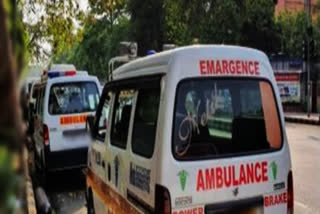 Body of minor boy carried home on two-wheeler as family denied 108 ambulance