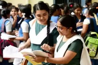 2 ஆண்டுகளுக்கு பிறகு 10ஆம் வகுப்பு பொதுத்தேர்வு இன்று தொடங்குகிறது.... 10th-public-exam-starts-today-in-tamilnadu-and-puducherry