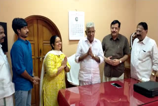 thrikkakkara byelection  thrikkakkara udf candidate uma thomas  uma thomas in nss headquarters  uma thomas meets sukumaran nair  തൃക്കാക്കര ഉപതെരഞ്ഞെടുപ്പ്  യുഡിഎഫ് സ്ഥാനാർഥി ഉമ തോമസ് എൻഎസ്എസ് ആസ്ഥാനത്ത്  സുകുമാരൻ നായരെ സന്ദർശിച്ച് ഉമ തോമസ്