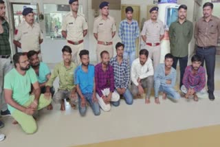 Valsad Theft Case : વલસાડ પોલીસે કરોડોના કેમિકલ પાવડર ચોરી કરનારાઓની દબોચી બોચી