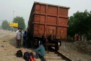 goods train derails in jhajjar bahadurgarh