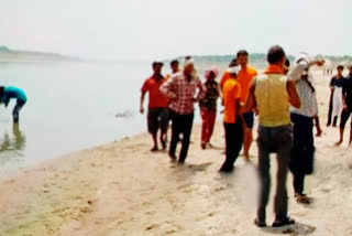 Alligators dragged a boy in Chambal rive