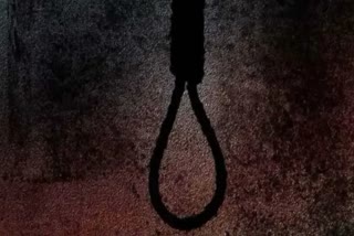 14 year old girl committed suicide  girl committed suicide  പതിനാലുകാരി വീടിനുള്ളിൽ തൂങ്ങി മരിച്ച നിലയിൽ  സ്‌കൂൾ വിദ്യാർത്ഥിനി ആത്മഹത്യ ചെയ്‌തു  തിരുവനന്തപുരത്ത് പെൺകുട്ടി ആത്മഹത്യ ചെയ്‌തു