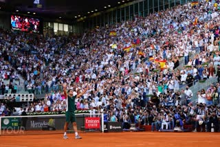 Madrid Open  Carlos Alcaraz  Alexander Zverev  Carlos Alcaraz beats Alexander Zverev  മാഡ്രിഡ് ഓപ്പൺ  മാഡ്രിഡ് ഓപ്പൺ കിരീടം കാർലോസ് അൽകാരസ്  കാർലോസ് അൽകാരസ്  അലക്‌സാണ്ടര്‍ സ്വരേവ്