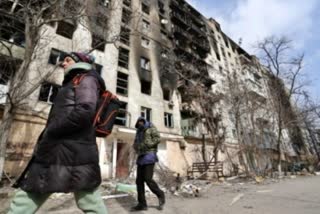 Russian forces intensify attacks in Ukraine