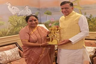 Ritu Khanduri met UP Assembly Speaker