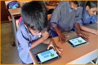 teaching-through-tablets-in-digital-classroom-at-faguna-rava-higher-secondary-school