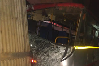 KSRTC bus rams Metro pillar in Bengaluru: CCTV VIDEO