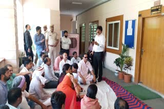 BJP councilors staged a sit in outside the commissioner chamber
