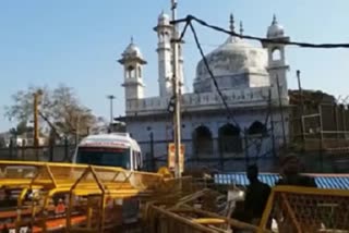 Gyanvapi Mosque Survey Issue: گیانواپی مسجد کمپلیکس کے ویڈیو گرافی کیس کی سماعت بدھ کو بھی