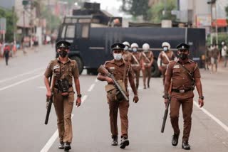 Srilanka clashes  Srilanka protest intensify  srilanka shoot on sight order  ശ്രീലങ്ക കലാപം  ശ്രീലങ്ക സർക്കാർ വിരുദ്ധ പ്രക്ഷോഭം  ശ്രീലങ്ക കലാപം കണ്ടാലുടന്‍ വെടിവെക്കാന്‍ ഉത്തരവ്‌