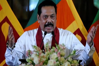 sri lankan ex pm mahinda rajpakse flew to india  srilankan issue  bilateral relations between india and sri lanka  മഹിന്ദ രാജപക്‌സെ ഇന്ത്യയിലേക്ക് കടന്നെന്ന വാര്‍ത്ത തള്ളി ഇന്ത്യൻ ഹൈക്കമ്മീഷൻ