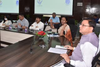 meeting of officers in Secretariat