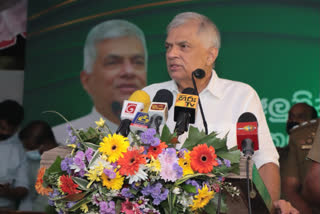 Lanka's ex-PM Wickremesinghe  srilanka new prime minister  ranil wickremesinghe  lankan new pm ranil wickremesinghe  ശ്രീലങ്കന്‍ പ്രധാനമന്ത്രി റനില്‍ വിക്രമസിംഗെ  ശ്രീലങ്കന്‍ പുതിയ പ്രധാനമന്ത്രി റനില്‍ വിക്രമസിംഗെ  യുണൈറ്റഡ് നാഷണല്‍ പാര്‍ട്ടി നേതാവ് റനില്‍ വിക്രമസിംഗെ