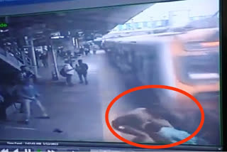Mumbai Local CCTV Video