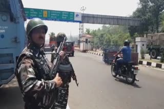 crpf-jawans-ready-to-tackle-with-sticky-bombs-ahead-of-annual-amarnath-yatra