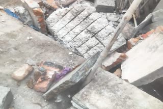 boy-dies-as-terrace-collapsed-in-raichur