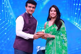 jahnavi kapoor is coming in the stage of  dadagiri