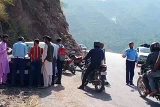 Traffic Rules Violators Fined in mandi, Poonch