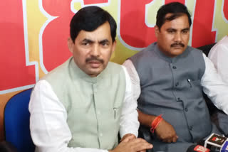 Minister Shahnawaz Hussain