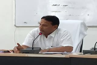 minister pramod jain bhaya scold dfo in jhalawar