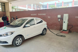 Separate connection for e vehicle charging