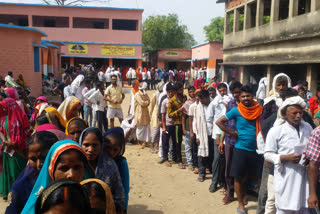 Bumper voting in Naxal affected areas of Palamu