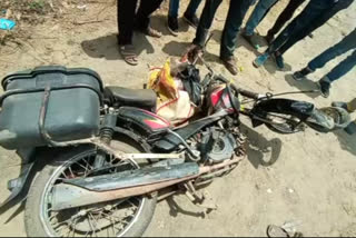 one person died due to road accident in koderma
