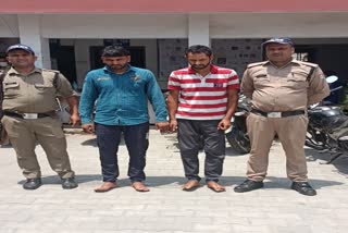 Police arrested two vicious thieves who broke into the bank in Haridwar