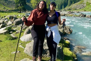 Holidaying in Kashmir, Sara Ali Khan drops stunning pictures from their latest photoshoot