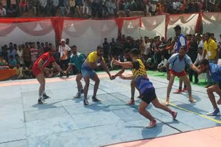 District Panchayat President Madhu Chauhan in three day sports competition