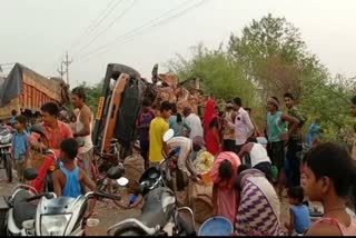 Trucks collide on National Highway in Bemetara