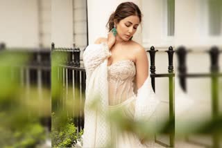 Hina Khan Pic