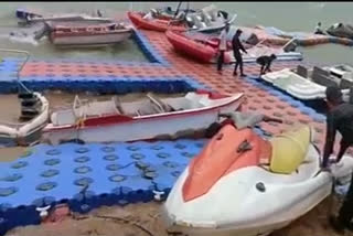 Boats damaged by storm in Tehri lake