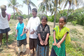 கர்நாடகவில் ஒரு குடும்பத்தில் நான்குபேர் குள்ளமாக இருப்பதால் வேலை கிடைக்காமல் அவதி!