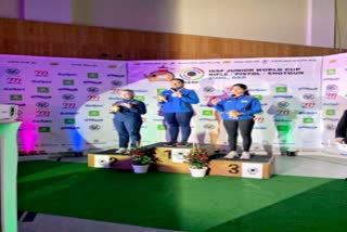 Sift Kaur Samra  gold medals  ISSF Junior World Cup  shooting news  sports news  sports news in hindi  आईएसएसएफ जूनियर विश्व कप  सिफ्ट कौर समरा  50 मीटर राइफल थ्री पोजीशन  स्वर्ण पदक