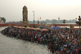 12 lakh pilgrims take holy dip in Ganga at Har ki Pauri on budha Purnima