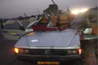 Car rams truck in Haryana several killed  Rewari  Samod village in Jaipur district  Bhaval SHO  കാറും ട്രക്കും കൂട്ടിയിടിച്ച് 5 മരണം  കാറും ട്രക്കും കൂട്ടിയിടിച്ചു  അപകട മരണം  കാർ ട്രക്കിൽ ഇടിച്ച് 5 മരണം  കാർ ട്രക്കിൽ ഇടിച്ചു  ഹരിയാനയിൽ വാഹനാപകടം  രേവാരിയിൽ അപകട മരണം