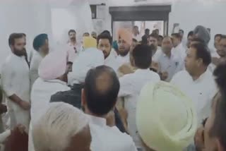 Manpreet Singh Badal and Raja Vading congress faction clash